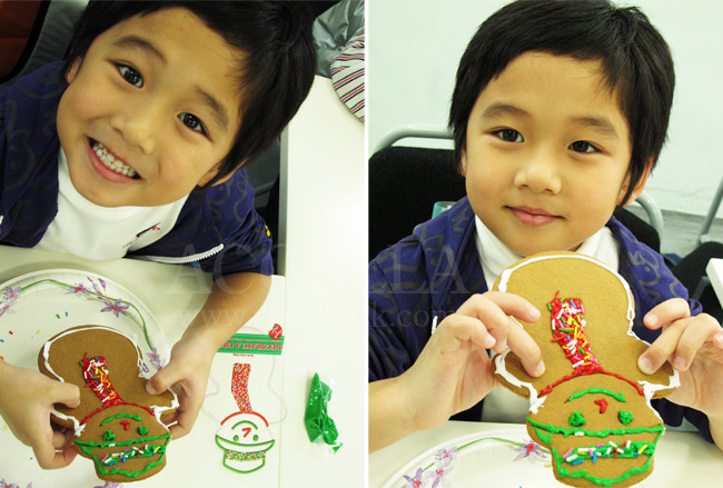 HarrisY with his handsomely decorated gingerbread man.